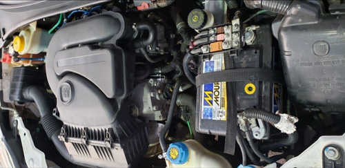 Imagem 5 de 13 de Fiat Punto 1.4