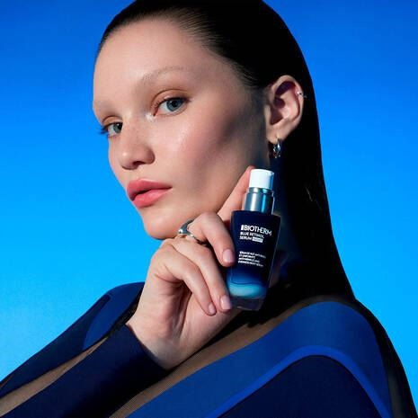 Imagen 4 de 7 de Serum Biotherm Blue Retinol Night Serum 30 Ml
