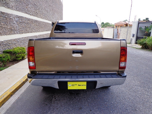 Imagen 6 de 12 de Toyota Hilux 2007 2.7 4x2 Automático