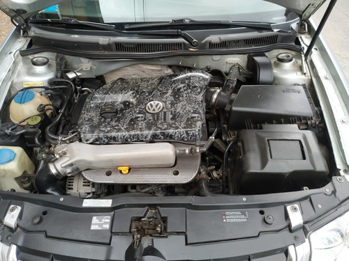 Volkswagen Bora 1.8 Highline T 180cv 2009
