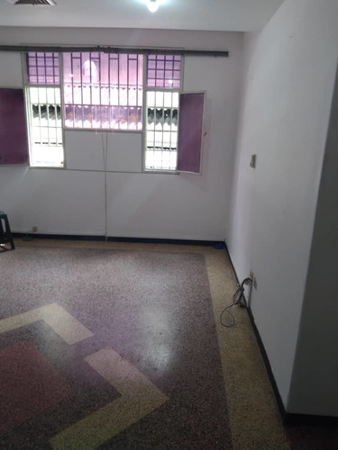 Imagen 6 de 11 de Alquilo Oficina En Chacaito