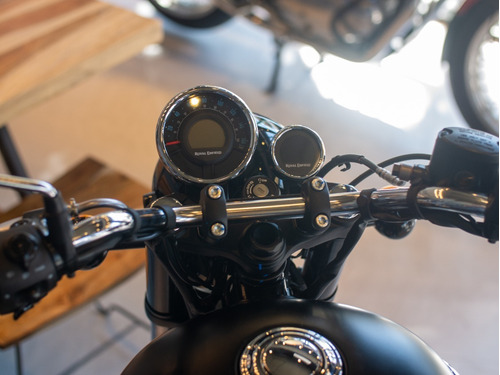 Imagen 9 de 25 de Royal Enfield Meteor 350 Stellar Negra Reserva