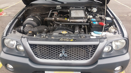Mitsubishi L200 2.5 Hpe Outdoor Cd 4x4