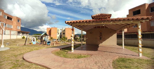Imagen 3 de 13 de Invalmhouse. Apartamento Urbanización Canaima 3 Guatire