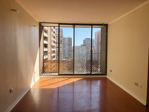 Arriendo Dpto. 3d+2b, Excelente Ubicación Sta. Isabel