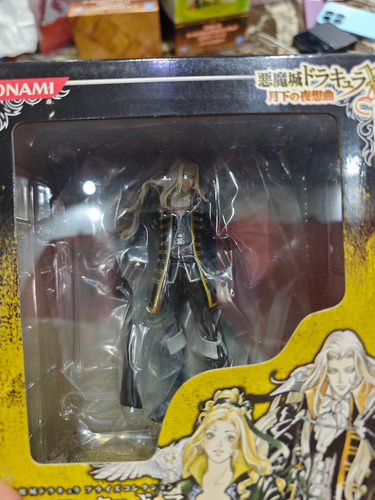 Figura Castlevania Alucard (Usado)