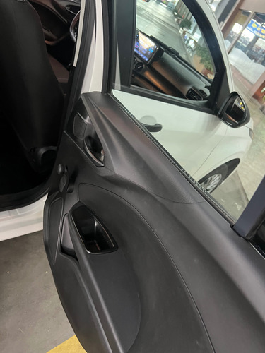 Fiat Cronos 1.0 Flex 4p