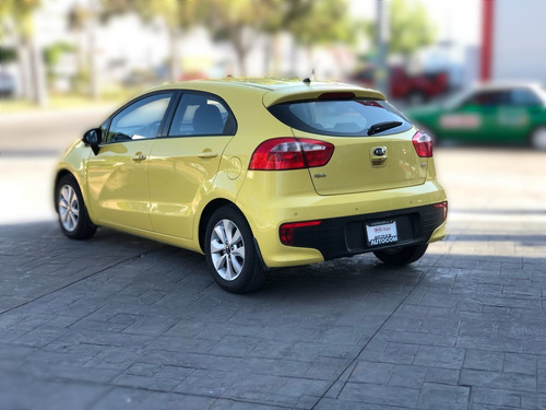Imagen 7 de 15 de Kia Rio 5 Puertas