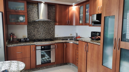 Imagen 6 de 19 de Se Vende Townhouse En Naguanagua, Urb. Manantial, Res. Villa Tinajero. (atth 237) Y.l