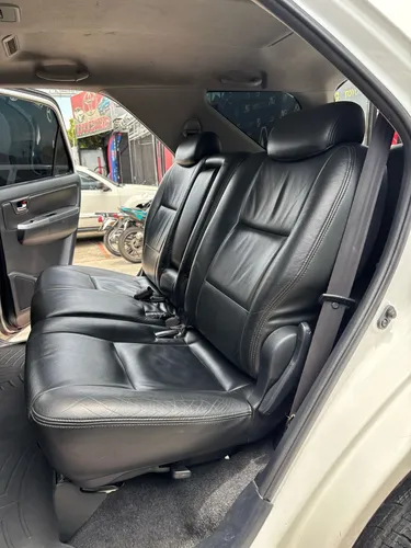 Toyota Fortuner Sr5 2.7 4x2 At
