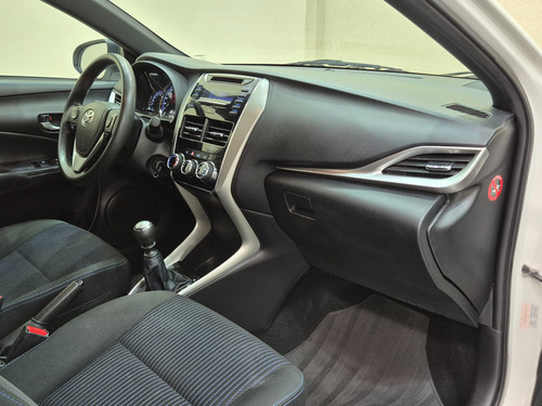 Toyota Yaris 1.5 107cv Xs