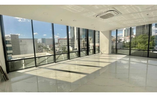 Local Comercial 4to Nivel En Alquiler En Bella Vista