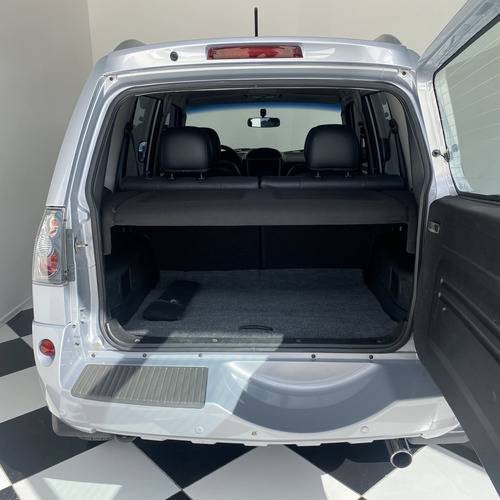 Imagem 12 de 12 de Mitsubishi Pajero Tr4 2.0 4x4 16v 140cv Flex 4p Automático