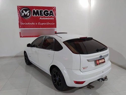 Imagem 3 de 12 de Ford Focus 2.0 Titanium Hatch 16v Flex 4p Automático