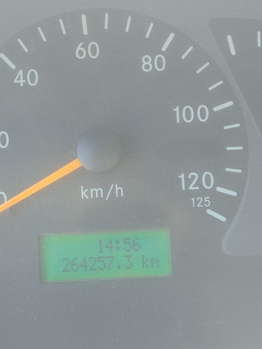 Imagem 4 de 12 de Mercedes Benz Acello 715c
