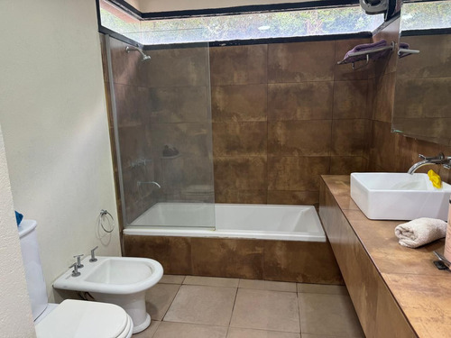 Venta Casa Parque Pileta V.udaondo, Parque Leloir Ituzaingo