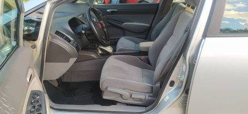 Imagen 10 de 15 de Honda Civic Emotion Automatico
