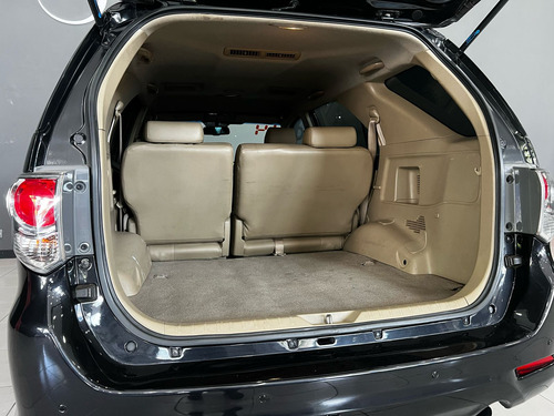 Toyota Hilux SW4 3.0 TDI 4x4 SRV 5L