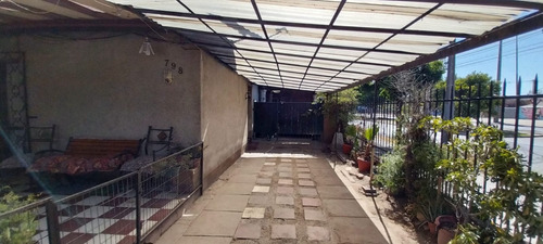 Comoda Casa En Tocornal Con Av. Concha Y Toro, Pte. Alto