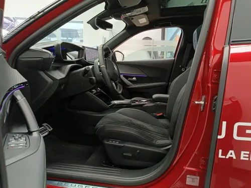 Peugeot E 2008 2025