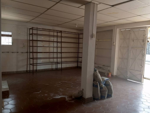 Imagen 5 de 8 de Alquilo Local Comercial Barrio Sucre Barcelona