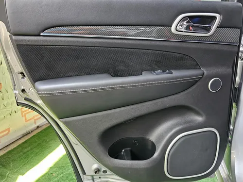 Jeep Grand Cherokee 6.4 Srt-8 At