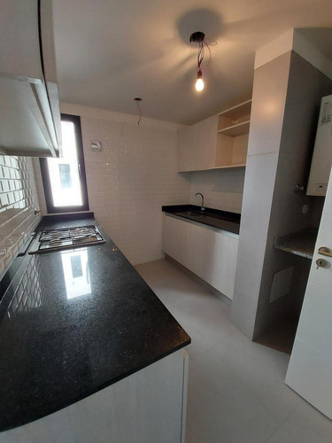Imagen 4 de 25 de Departamento - Flores