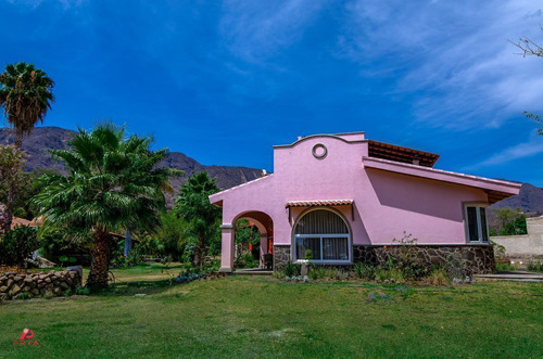 Garden House En Venta En Ajijic, Jalisco.