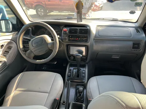 Jeep Chevrolet Tracker 2001 4x4 $285,000