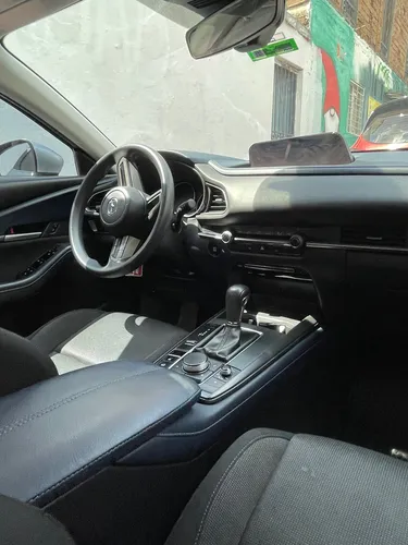 Mazda CX-30 2.0 touring automatica - tela