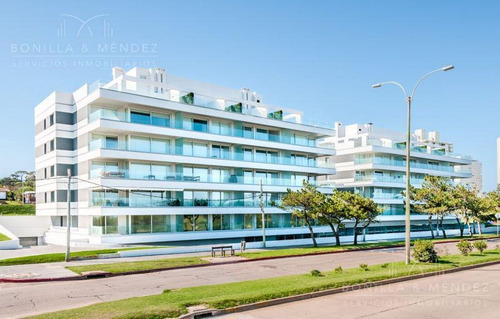 Horizonte, Playa Mansa, Primera Fila, 3 Suites, Dependencia