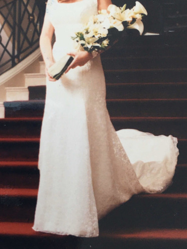 Vestido De Novia Del Diseñador Laurencio Adot