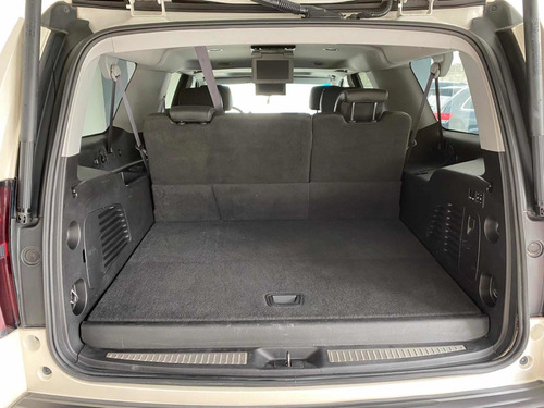 Imagen 14 de 14 de Chevrolet Suburban Ltz