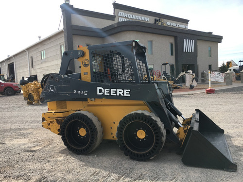 Minicargador Skid Steer John Deere 324e 2017 Folio 16458