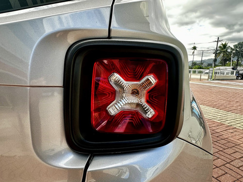 Jeep Renegade 1.8 16V FLEX 4P AUTOMÁTICO