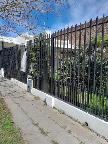 Casa En  Malvinas Argentinas Cerca De La Estación De Tren Don Torcuato