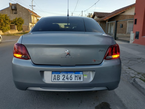 Imagen 4 de 14 de Peugeot 301 Allure 1.6 Hdi