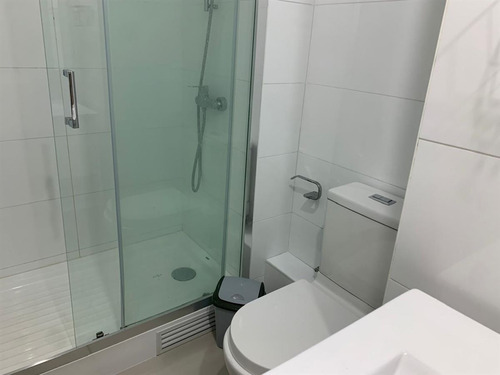 Arriendo Amplio Y Hermoso Departamento Estilo Mariposa