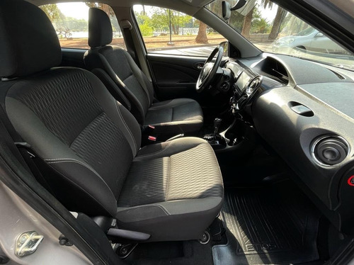Imagen 8 de 10 de Toyota Etios 1.5 5ptas Xls At 2017