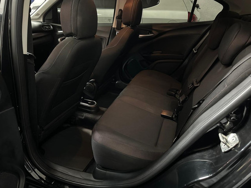 Fiat Cronos 1.8 Precision 16v Flex Aut. 4p