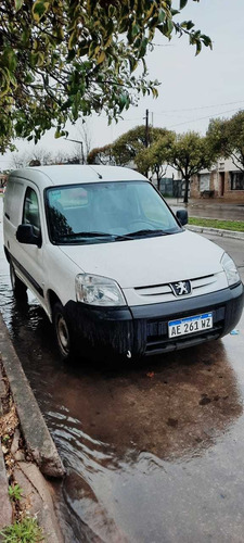 Imagen 3 de 11 de Peugeot Partner Furgon Confort Line