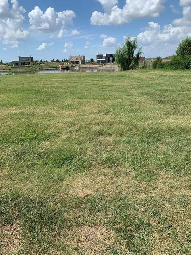 Imagen 3 de 4 de Lote En Venta A La Laguna San Sebastian Area 9 0459