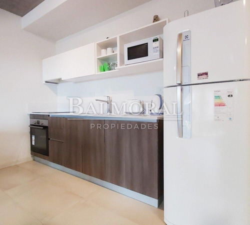Imagen 4 de 24 de Departamento En Alquiler - Zona Centro Playa / Ref: 3008
