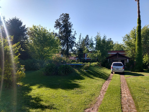 La Celia. Lote 1600m2. 4amb. Para 6 Plazas, Quincho/pileta
