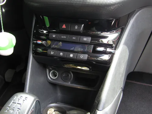 Peugeot 2008 1.2 Francesa Allure Mt