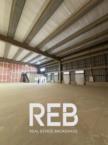 Arriendo Bodega Con Oficina - Infraestructura Y Seguridad