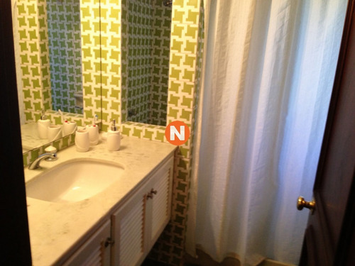 Casa En Venta, Bo. Cordoba, Maldonado, 4 Dormitorios.- Ref: 208520
