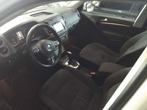 Imagem 5 de 14 de Volkswagen Tiguan 2012 2.0 Fsi 5p