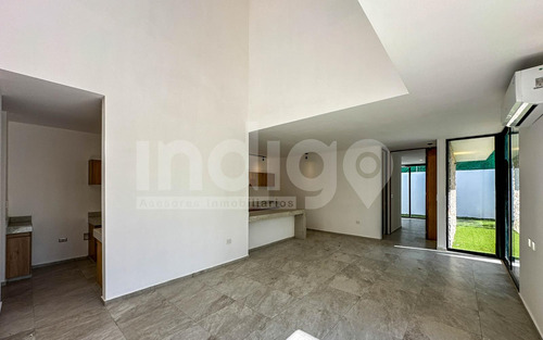 Casa En Venta En Mérida En Privada Kinish, Cholul