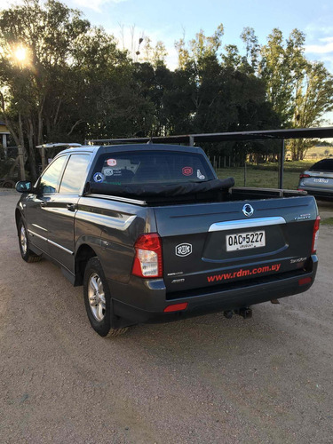 Ssang Yong Doble Cabina 4 X 4.